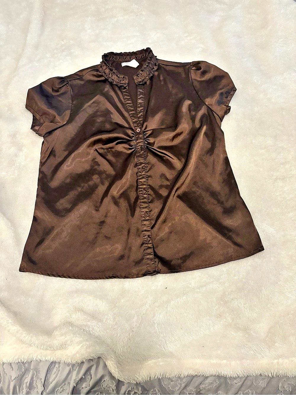 Hannah Blouse Short Sleeve Ruffle Collar Brown Size XL/XL